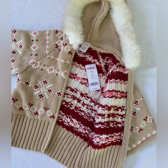 GYMBOREE NWT -GIRLS FAUXFUR HOODED ZIP UP SWEATER. Sz small 5/6 - Picture 4 of 4